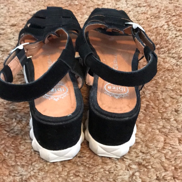 Jeffrey Campbell suede platform Sandals - Picture 3 of 3